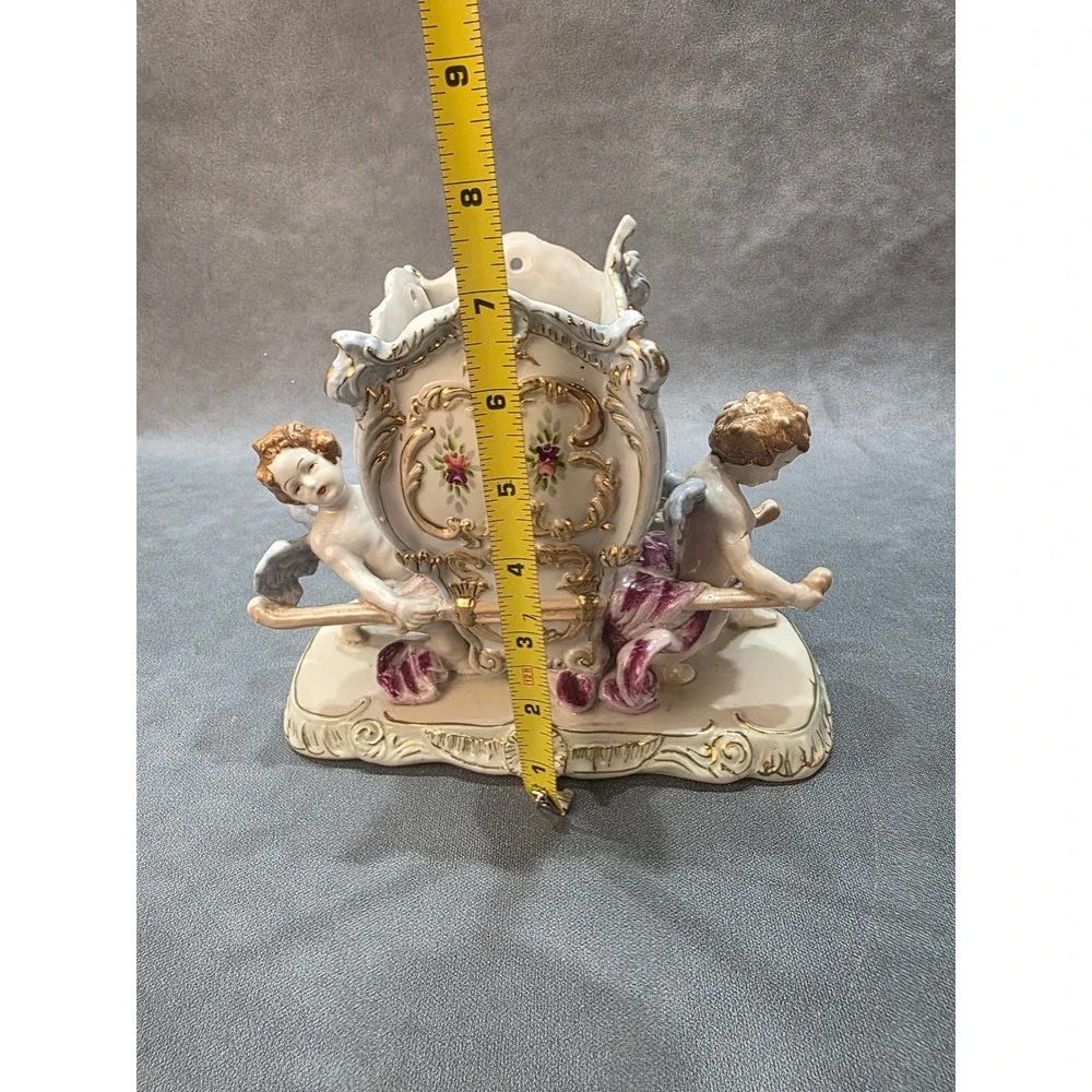 Vintage Porcelain Cherub Sedan Chair Centerpiece Gold Gilt Floral Figurine 8